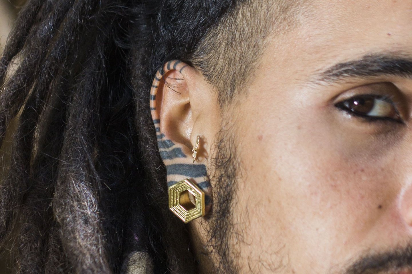 Тунелі у вухах