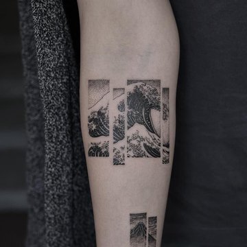 Тату-ескіз хвиля