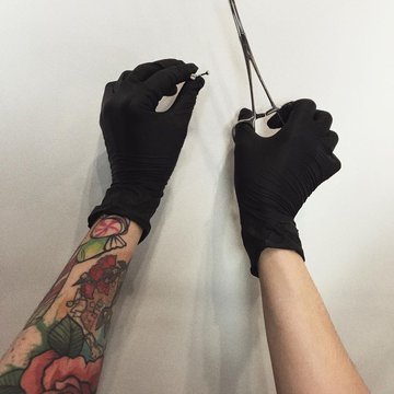 Кто решается на пирсинг?