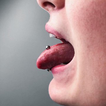 Пірсинг у Рівному