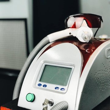 Удаление перманентного макияжа в Киеве