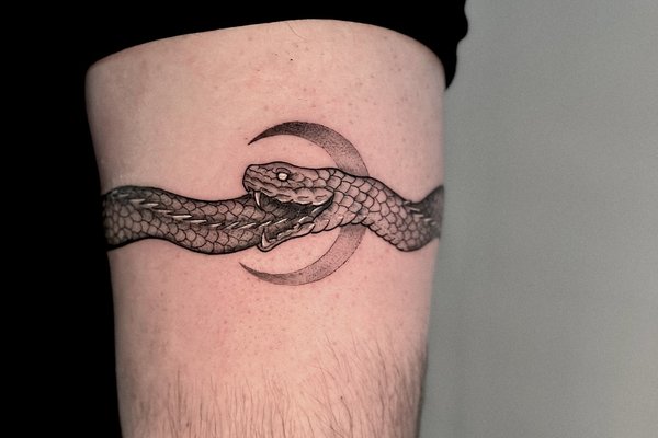 Уроборос Тату