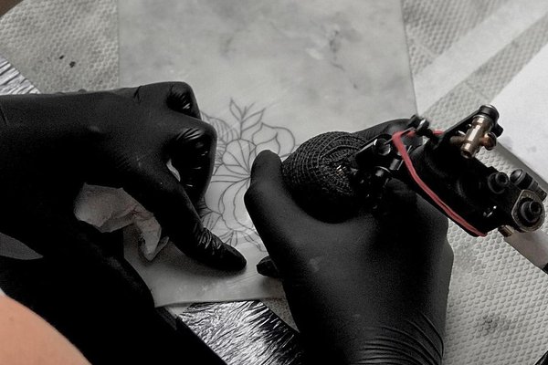 Обучение татуировке во Львове: Особенности программ от салона "VeAn"