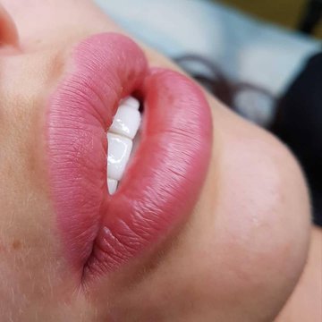 Татуаж у Луцьку