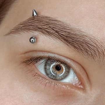 Навчання пірсингу в Україні