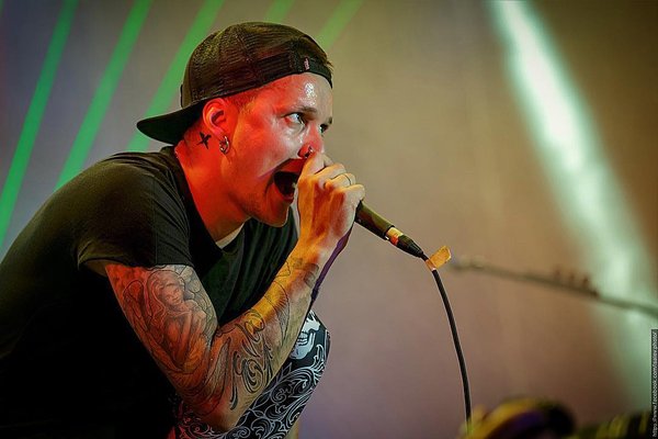 Женя Галич тату