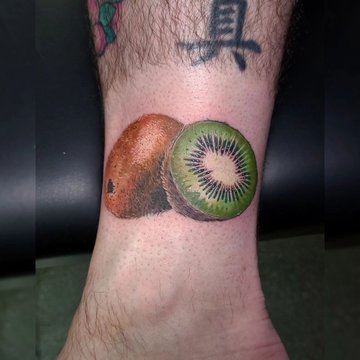Тату киви