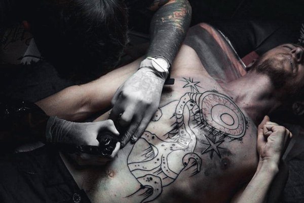 во сколько лет можно делать тату