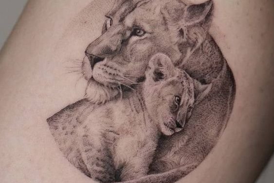 тату мікрореалізм значення ескіз