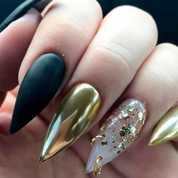 кольца в ногтях