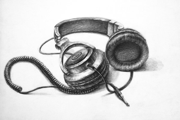 Тату-эскиз наушники