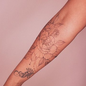 тату в стиле файн лайн