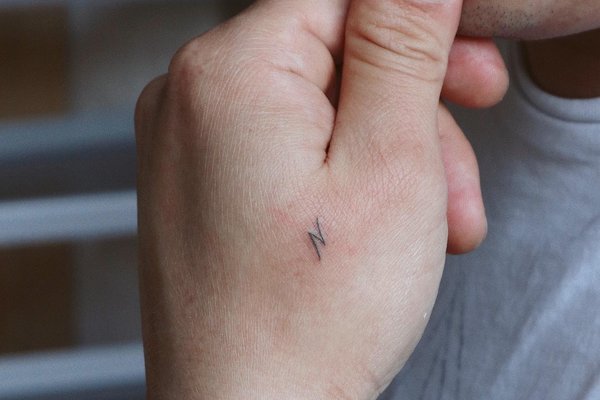 Тату с буквами