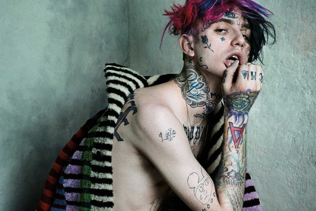 Тату на теле