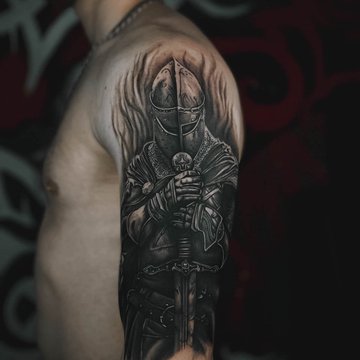 тату на плече мужские