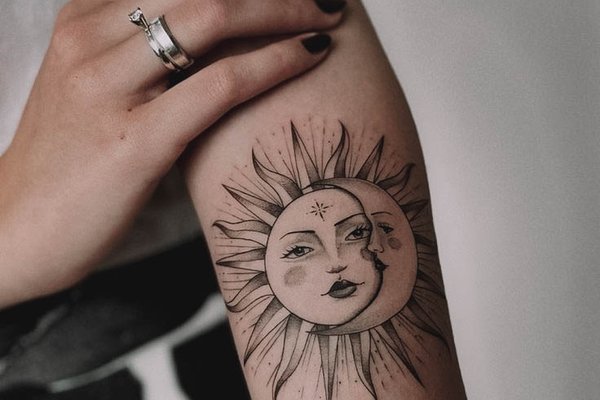 тату солнце и луна значение эскиз