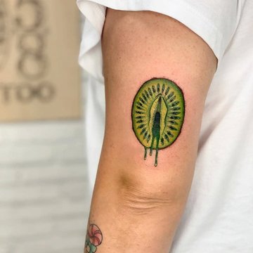 Тату киви