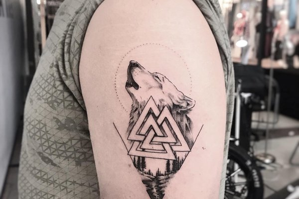 татуювання Валькнут