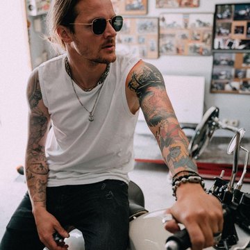 тату Жені Галича