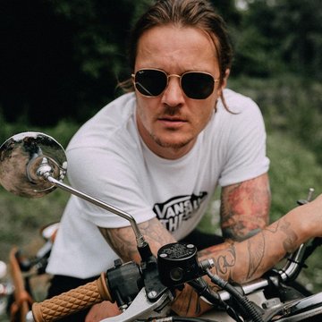 тату Жені Галича