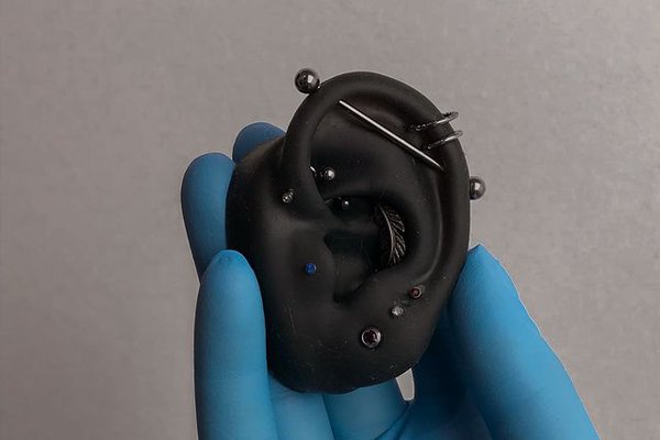 Навчання пірсингу у Бердянську