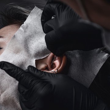 Навчання пірсингу в Черкасах