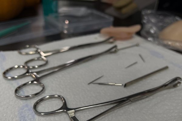 Навчання пірсингу в Борисполі