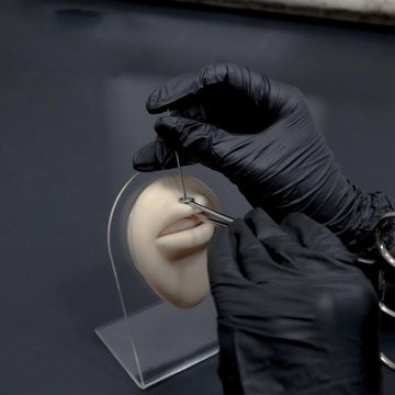 Обучение пирсингу в Киеве