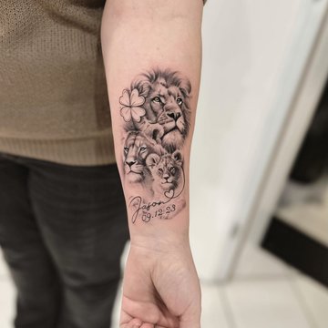 тату в честь семьи