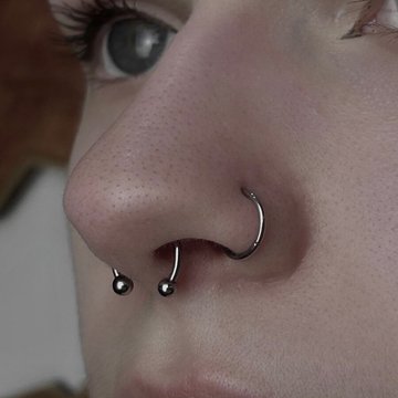 Пірсинг у Коломиї