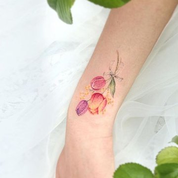 Тату ескізи "Тюльпан"