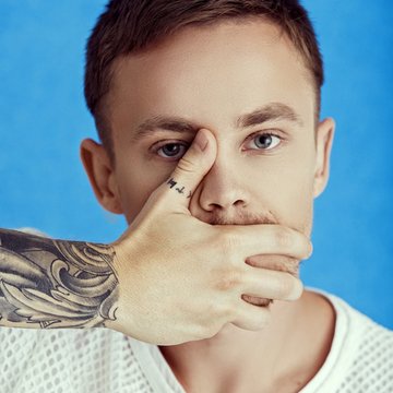 тату Пивоваров