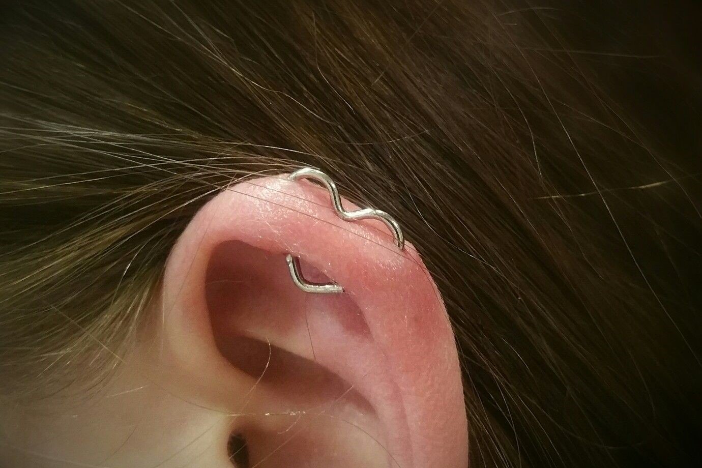 Пирсинг уха - хеликс
