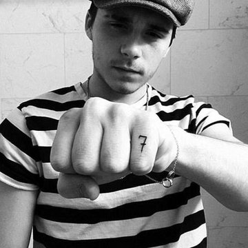 Бруклин Бэкхем тату