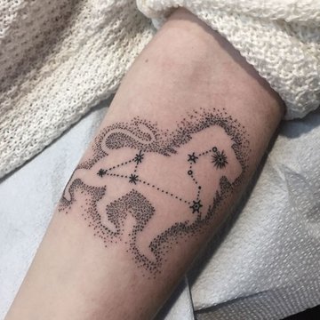 тату знак Зодиака Лев