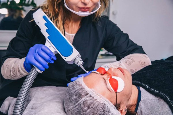 уход после удаления татуажа лазером