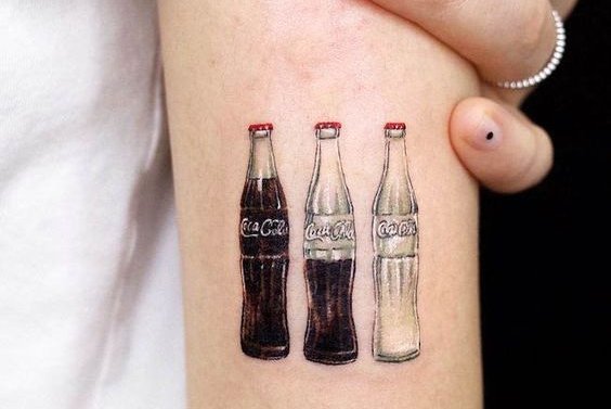 Тату-эскиз кока-кола