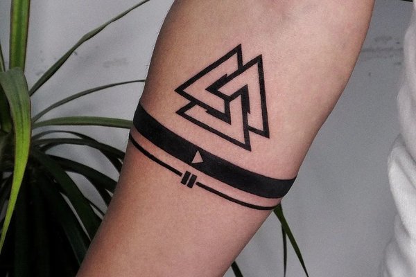 Татуировка Валькнут