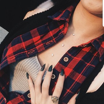 микродермал пирсинг шея