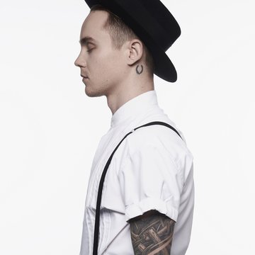 тату, Пивоваров