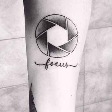 Тату-эскиз объектив