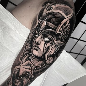 татуировка Валькирия