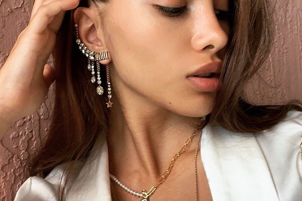 Пірсинг хряща вуха