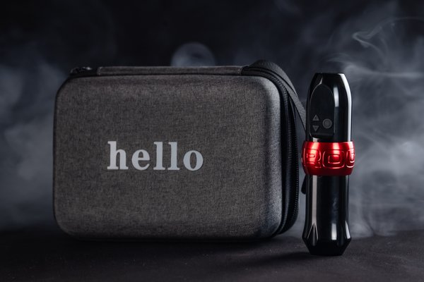 Тату-майстер