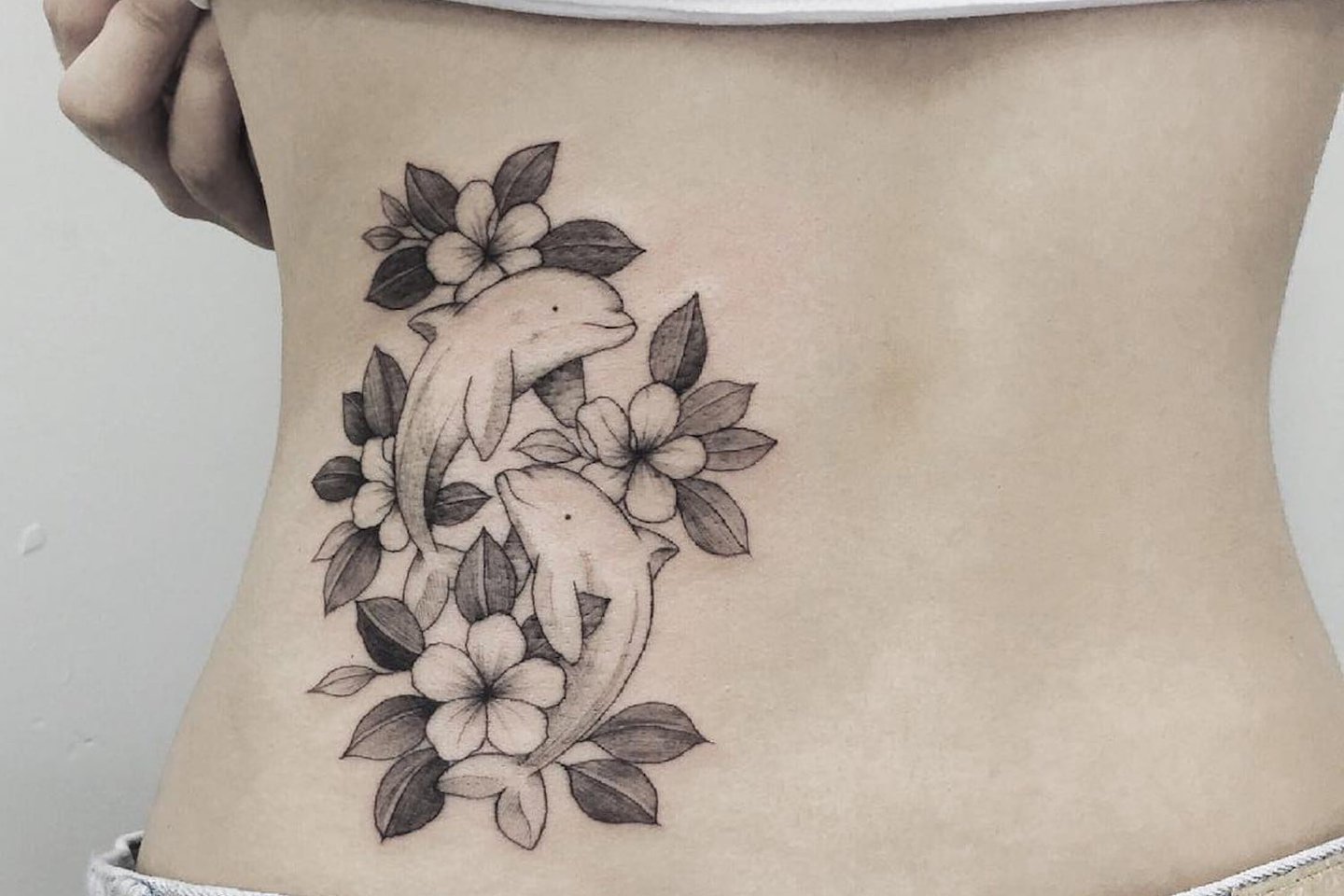 Тату ескізи дельфін