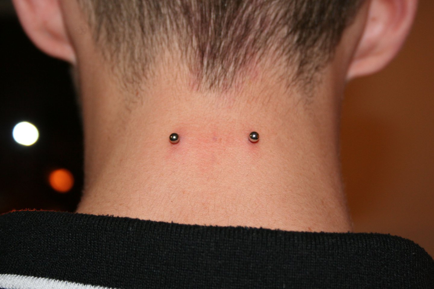 Площинний пірсинг