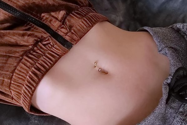 Пірсинг пупка