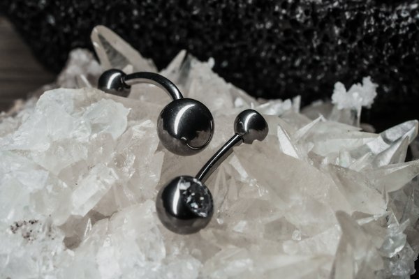 Анодування прикрас для пірсингу