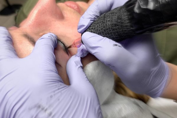 Татуаж у Кам'янському