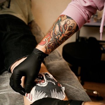 Навчання татуюванню в Дніпрі